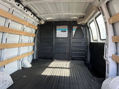 Used 2019 Chevrolet Express 2500 w/ Driver Convenience Package RWD image 13