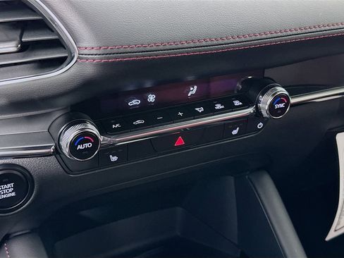 New 2026 MAZDA MAZDA3 Carbon image 21