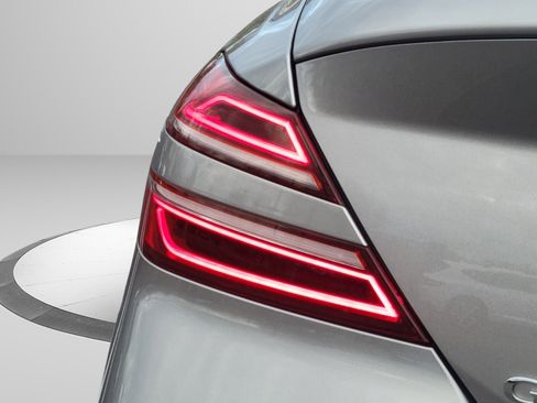 New 2026 Genesis G70 2.5T image 10