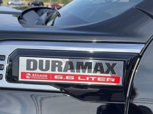 Used 2025 GMC Sierra 2500 Denali w/ Denali Reserve Package image 13