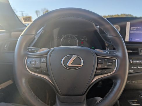 Used 2023 Lexus ES 350 w/ Premium Package image 25