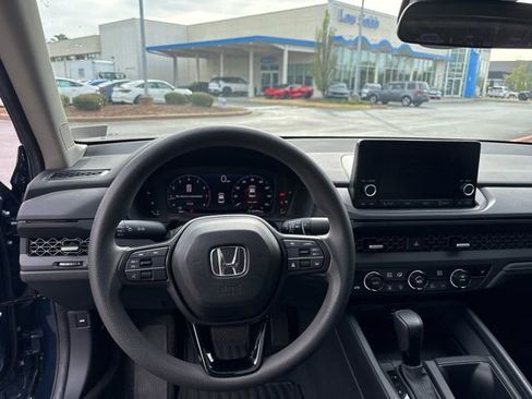 Used 2024 Honda Accord EX image 14