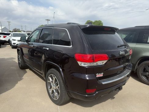 Used 2020 Jeep Grand Cherokee Overland AWD/4WD image 4