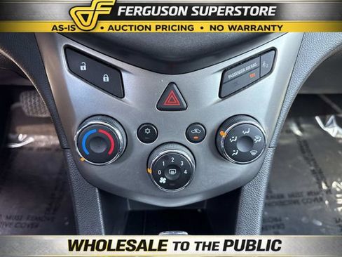 Used 2014 Chevrolet Sonic LT image 26