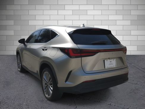 Used 2022 Lexus NX 350h AWD w/ Vision Package image 3
