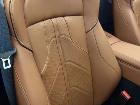 New 2026 Aston Martin V8 Vantage Roadster RWD image 52