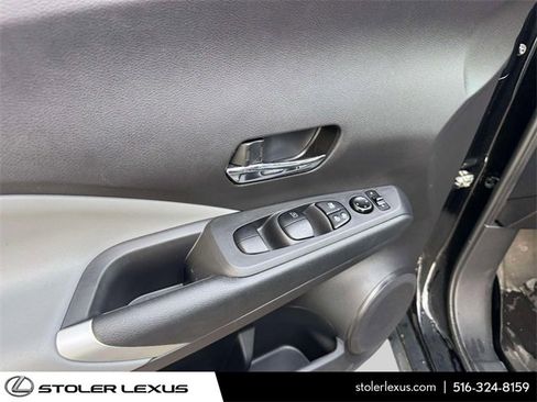 Used 2023 Nissan Kicks SR w/ SR Premium Package image 19