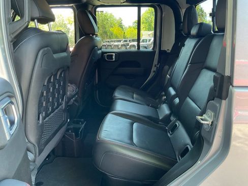 Used 2021 Jeep Gladiator Rubicon AWD/4WD image 29
