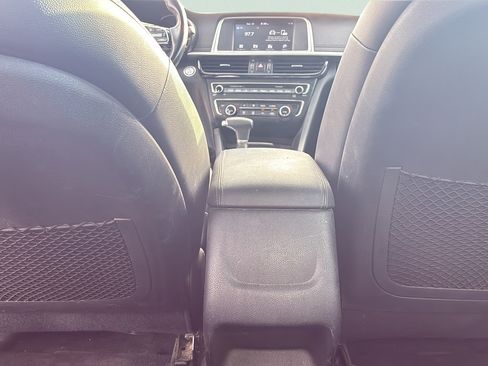 Used 2019 Kia Optima S FWD image 26