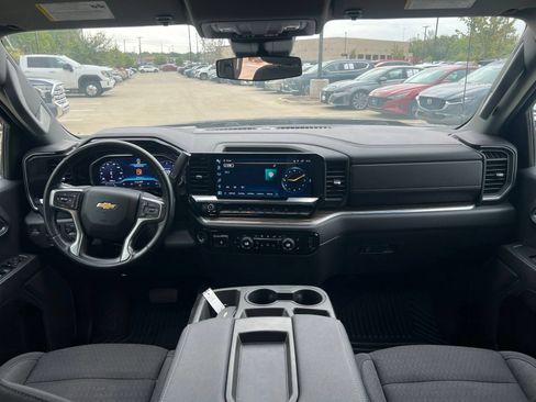 Used 2023 Chevrolet Silverado 1500 LT w/ Z71 Off-Road Package AWD/4WD image 20