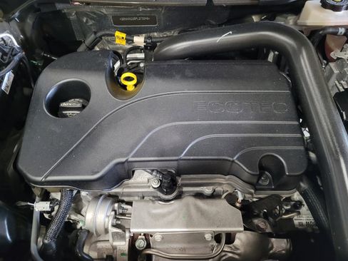 Used 2023 Chevrolet Equinox LT FWD image 30