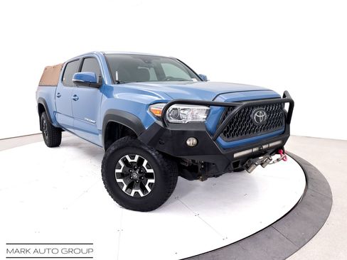 Used 2019 Toyota Tacoma TRD Off-Road w/ Technology Package AWD/4WD image 1