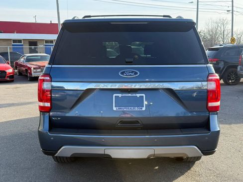Used 2019 Ford Expedition XLT w/ Equipment Group 202A image 6