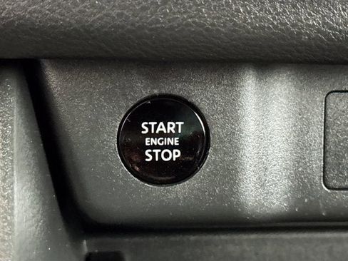 Certified 2025 Nissan Rogue S image 17