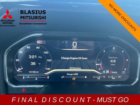 Used 2025 GMC Sierra 2500 AT4 w/ AT4 Premium Plus Package image 18