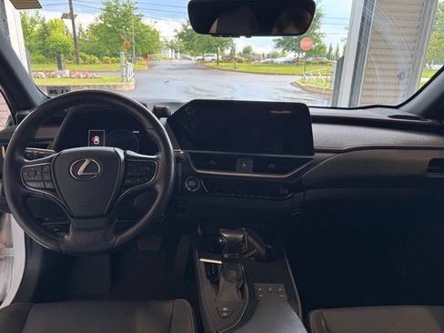 Used 2024 Lexus UX 250h AWD w/ Premium Package image 7