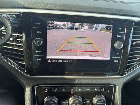 Certified 2023 Volkswagen Atlas Cross Sport SE w/ Black Wheel Package image 23