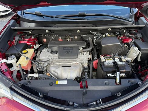 Used 2018 Toyota RAV4 XLE FWD image 26