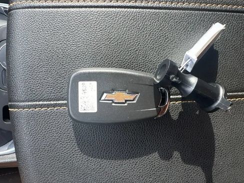 Used 2020 Chevrolet Traverse LS w/ LPO, Blackout Package FWD image 57