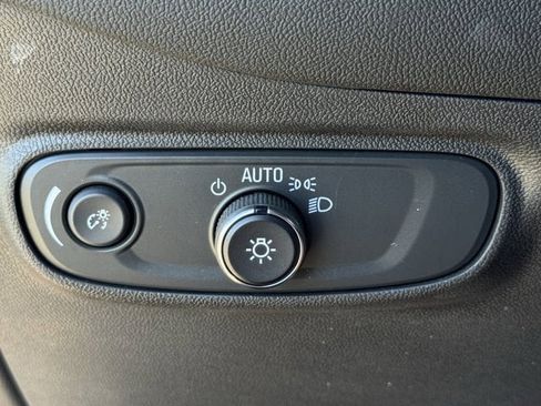 Used 2023 Chevrolet Equinox RS image 26