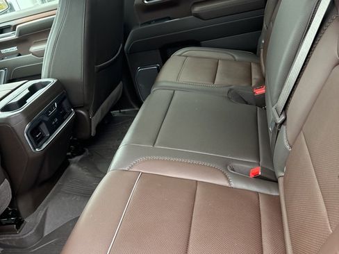 Used 2024 GMC Sierra 1500 Denali w/ Technology Package image 15