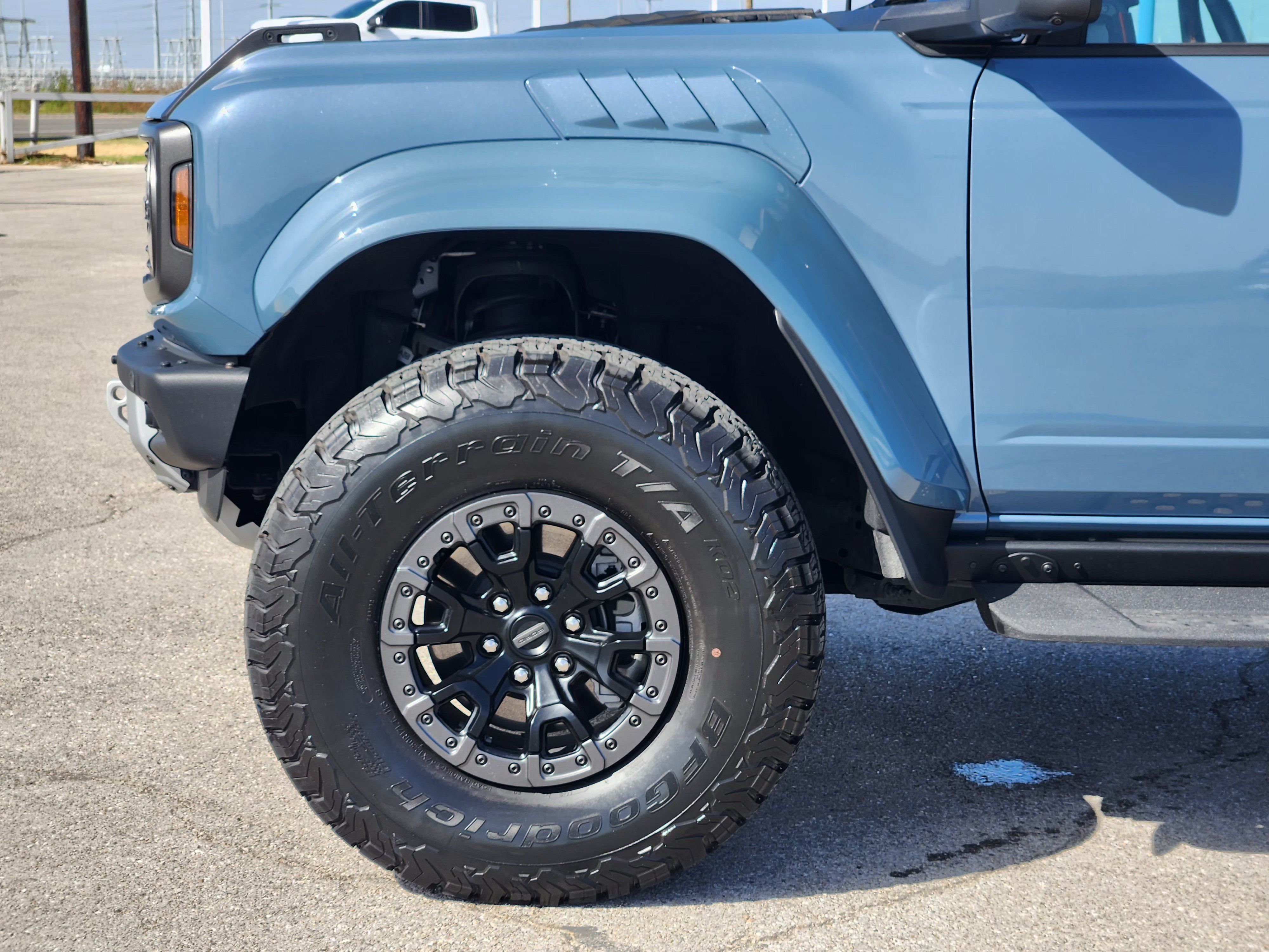 Used 2024 Ford Bronco Raptor w/ Interior Carbon Fiber Pack 6 AWD/4WD image 9