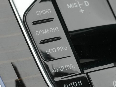 Used 2020 BMW X5 xDrive40i w/ Premium Package AWD/4WD image 28