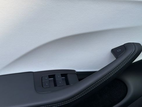 Used 2024 Tesla Model 3 RWD image 10