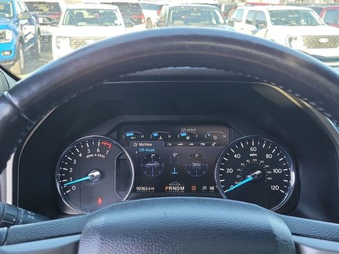 Used 2021 Ford Expedition Max XLT image 19