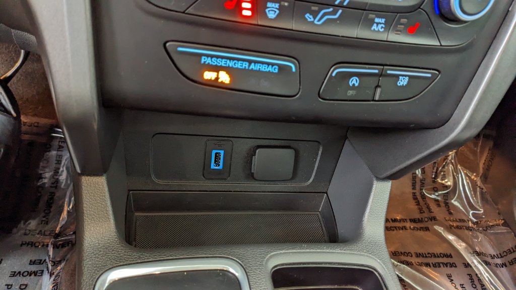 Certified 2018 Ford Escape SE FWD image 29