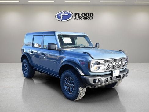 New 2025 Ford Bronco Badlands image 1