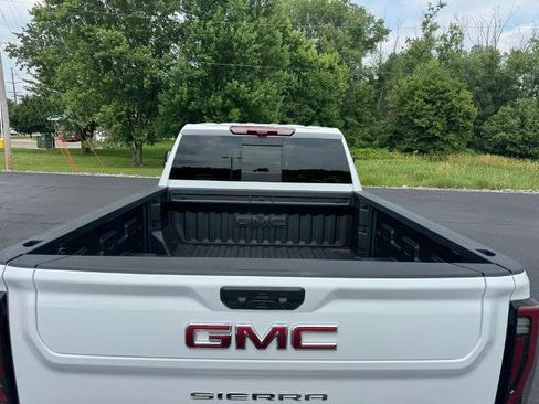 New 2025 GMC Sierra 2500 AT4 w/ AT4 Premium Plus Package image 7