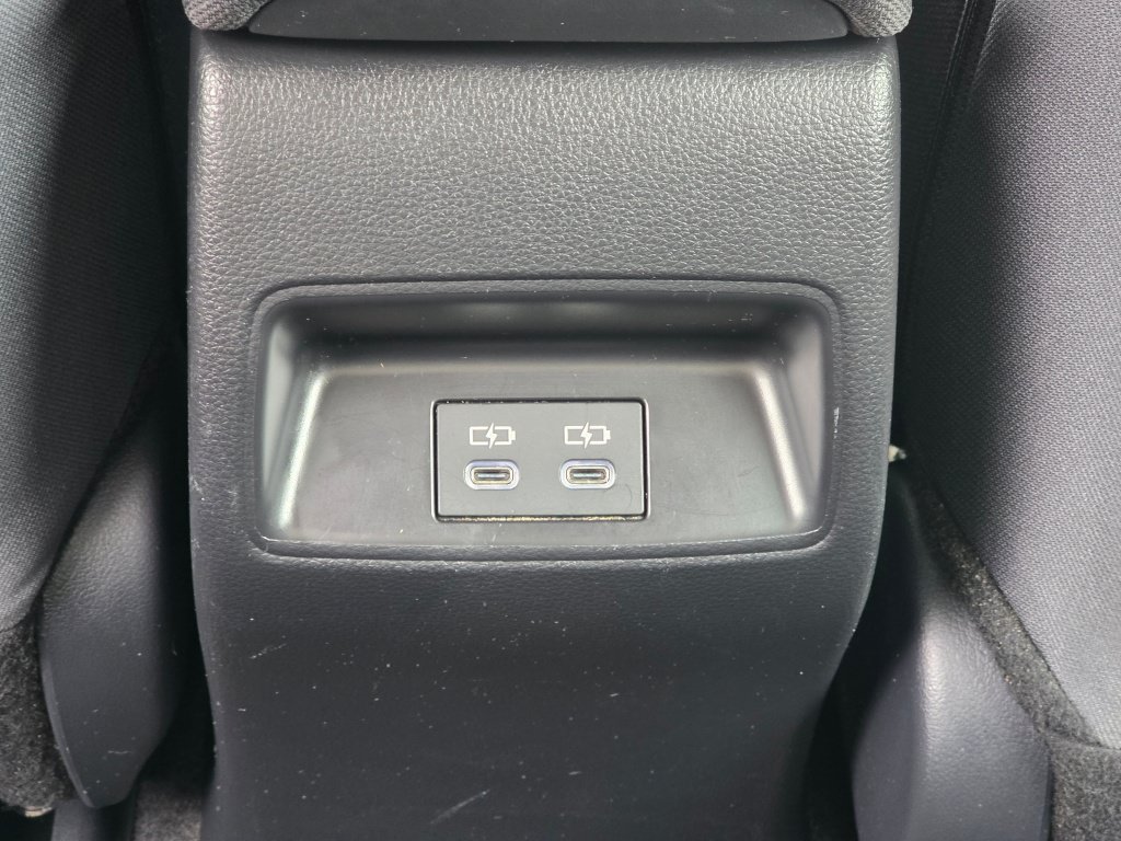 Used 2025 Toyota Corolla LE FWD image 19