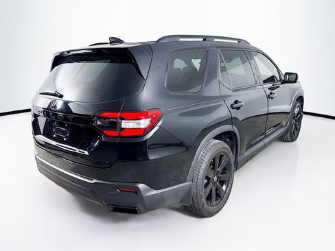 Used 2025 Honda Pilot Black Edition image 34