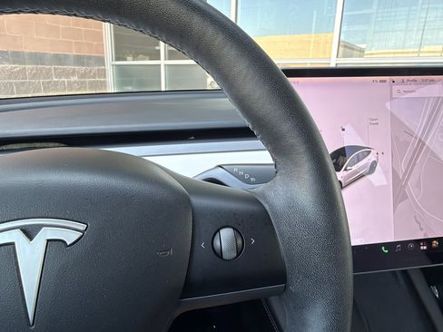 Used 2021 Tesla Model 3 Standard Range Plus RWD image 30
