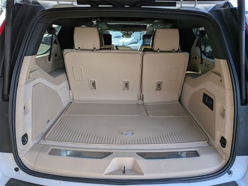 Certified 2024 Cadillac Escalade ESV Premium Luxury w/ Performance Package image 15