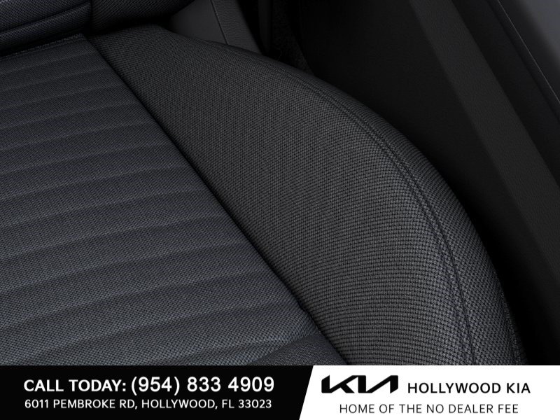 New 2027 Kia K5 LXS FWD image 24