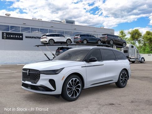 New 2026 Lincoln Nautilus Reserve AWD/4WD image 1