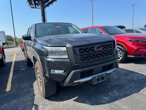 Used 2023 Nissan Frontier PRO-4X w/ Technology Package AWD/4WD image 2