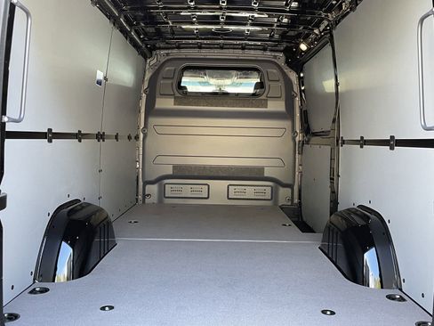 New 2025 Mercedes-Benz Sprinter 2500 image 15