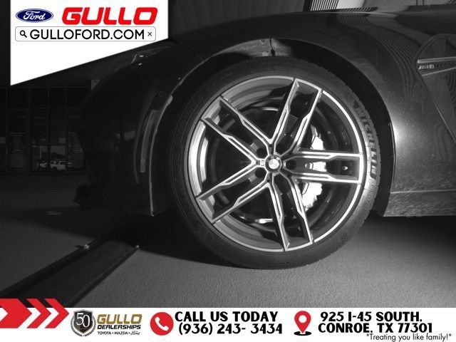 Used 2020 BMW M8 Convertible w/ M Carbon Exterior Package AWD/4WD image 11