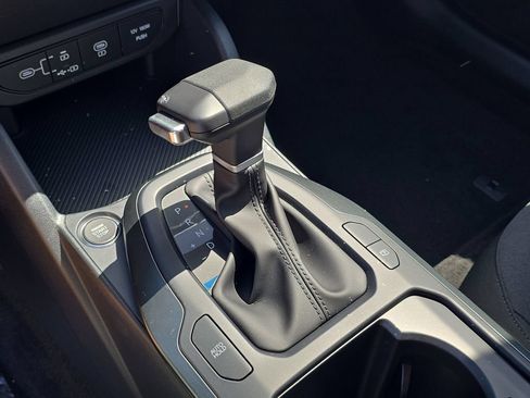 New 2026 Kia K4 FWD image 24