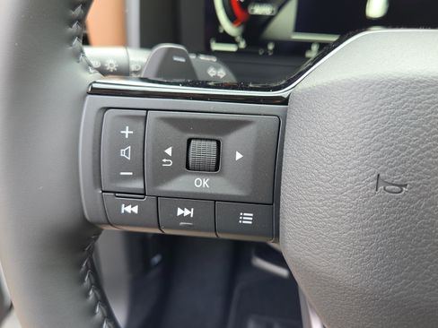 New 2026 Nissan Rogue Platinum AWD/4WD image 24