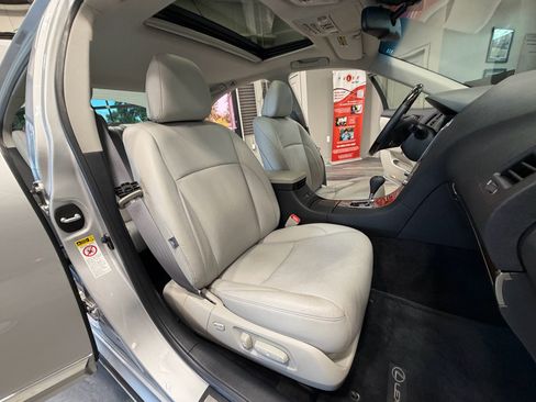 Used 2010 Lexus ES 350 FWD image 4