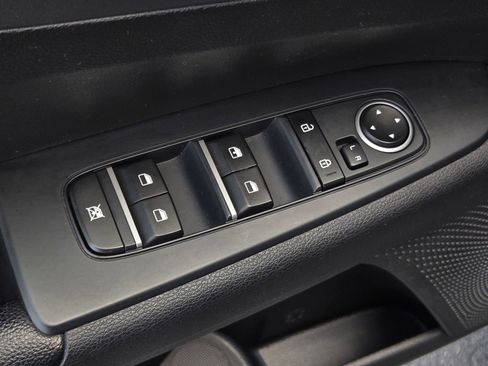 Used 2021 Kia Forte LXS image 9