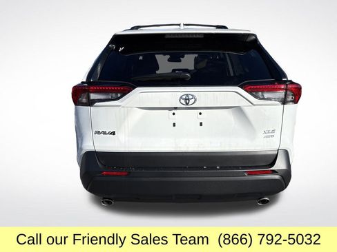 New 2025 Toyota RAV4 XLE w/ Convenience Package image 4