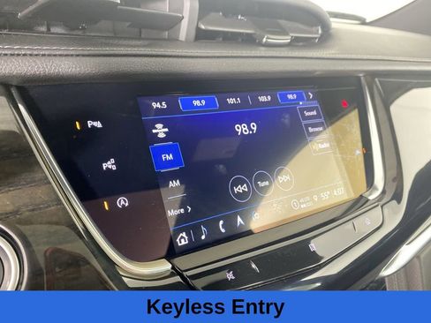 Used 2021 Cadillac XT6 Premium Luxury image 16