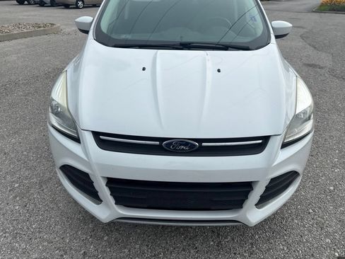 Used 2016 Ford Escape SE FWD image 8