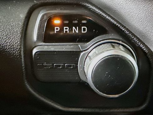 Used 2019 RAM 1500 Big Horn RWD image 18
