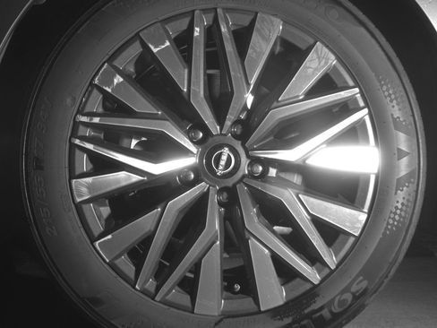 Used 2025 Nissan Altima 2.5 SV image 12